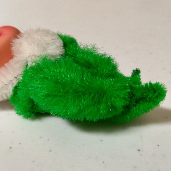 Vintage Handmade Pixie Elf Fridge Magnet Rubber Face Green Decor Kitschy - Picture 11 of 14